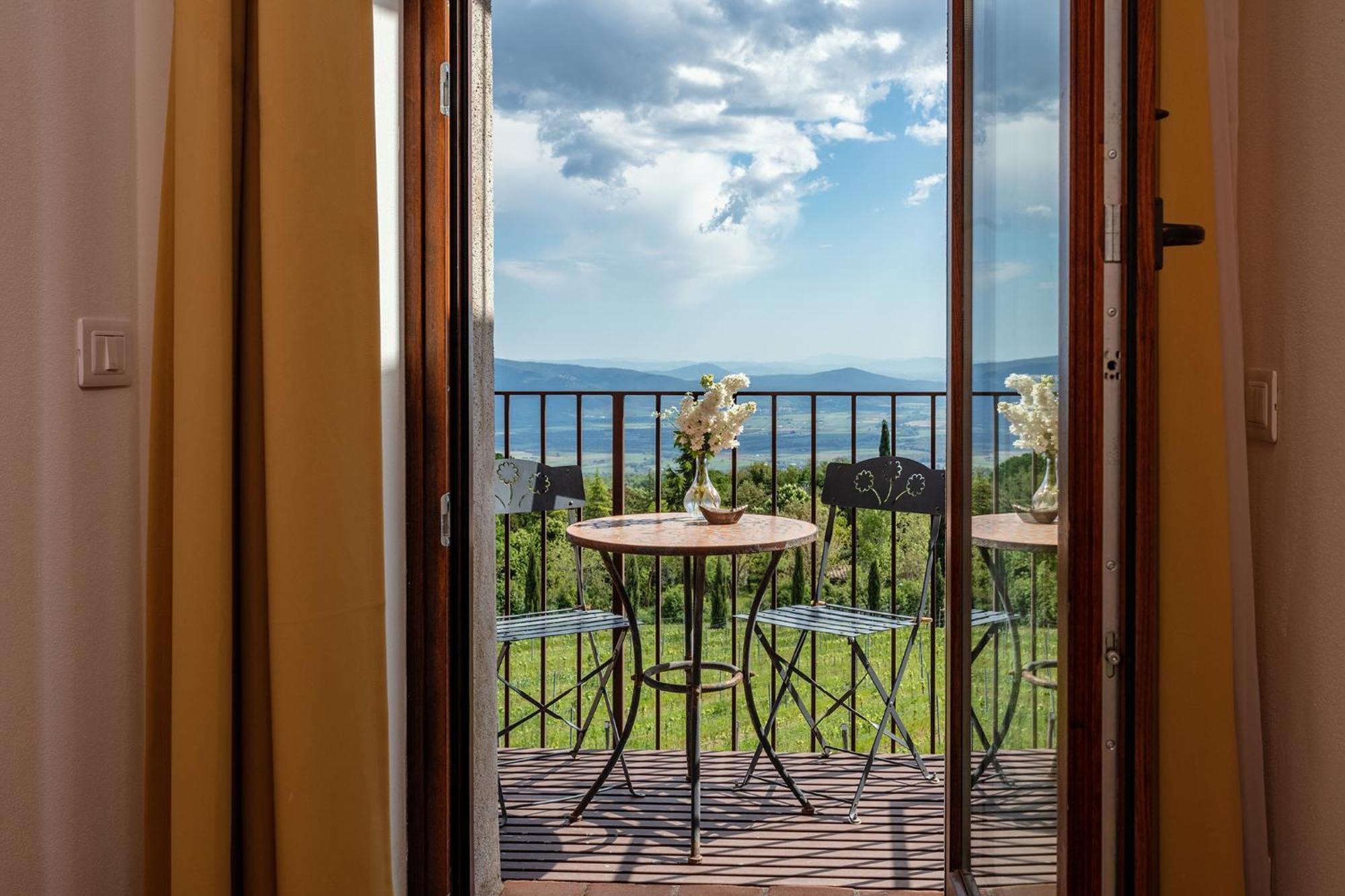 Valdonica Winery Fine Dine & Wine Hotel Sassofortino Exterior foto